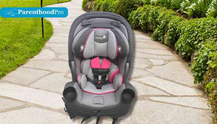 The Infant Car Seat Baby Safety 1st Grow Car Seat CC138EHW