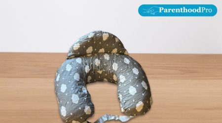 The Nursing pillow Momcozy SZ03
