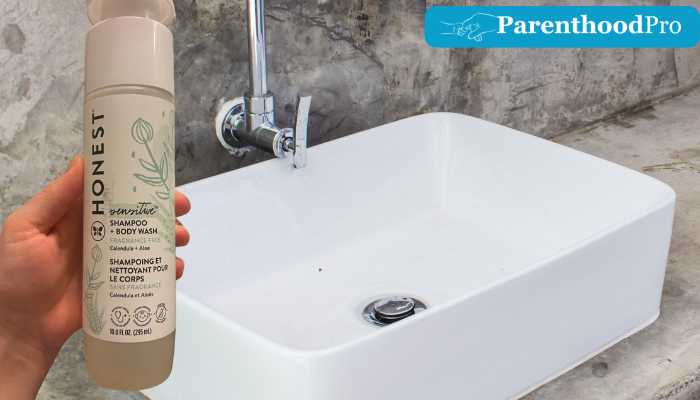 The Tear-Free Baby Shampoo The Honest 816645023966