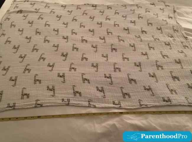 aden + anais Muslin Swaddle Blanket