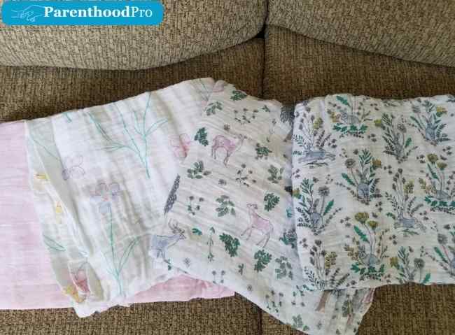 aden + anais Muslin Swaddle Blanket